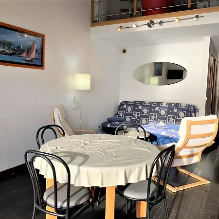 Quiberon, 1 Pièce, 4 Personnes - Fr-1-478-24 Appartement *